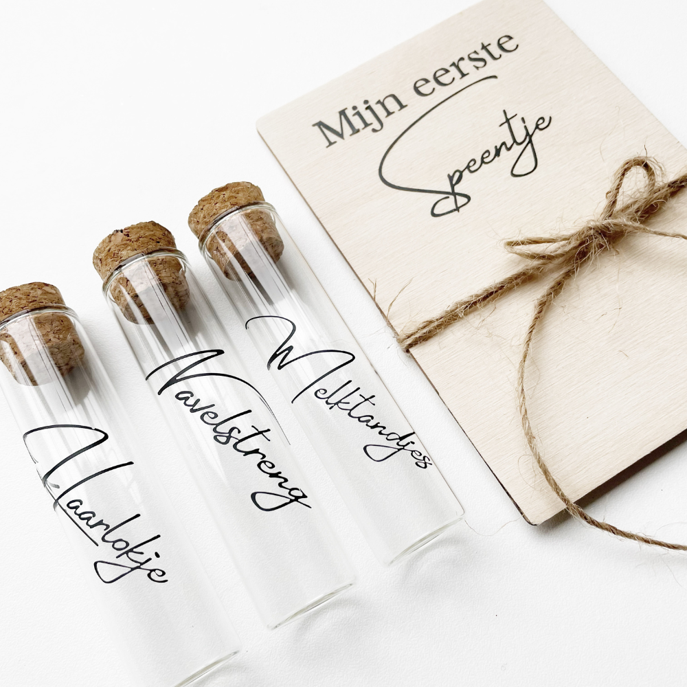 Geboorte setje| Melktandjes, navelstreng, haarlokje en speen