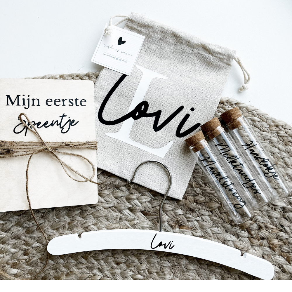 Gepersonaliseerd geboorte kado| Liefde op papier